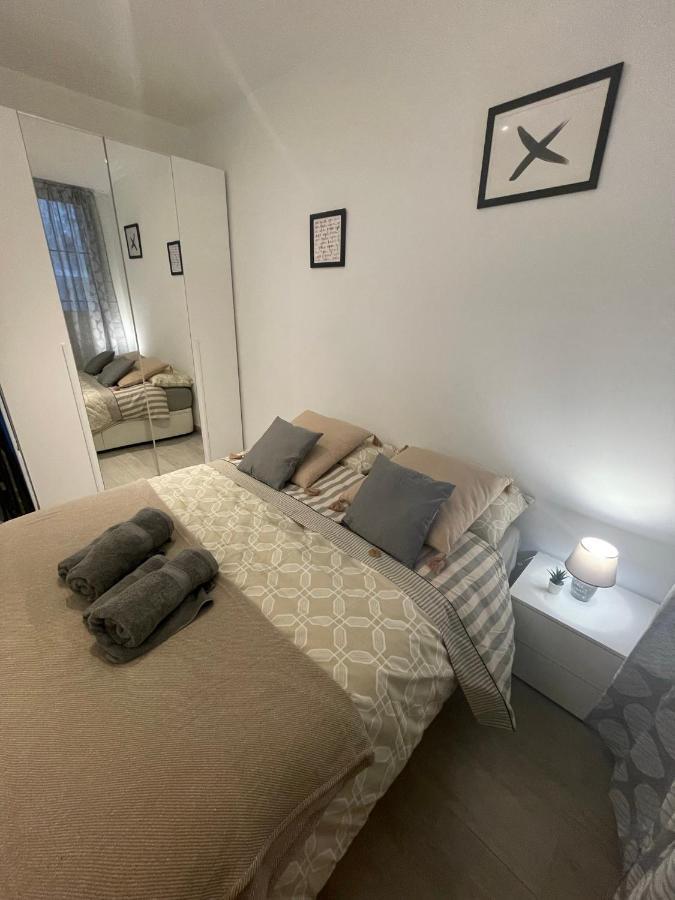 Stylish One Bedroom Flat In The Heart Of Madrid Exterior foto